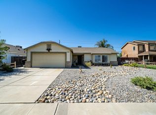 1119 Hoover Way, Hanford, CA 93230