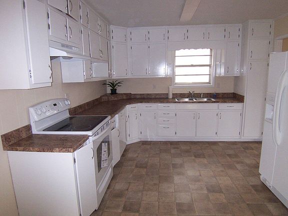 New Counters & New Appliances