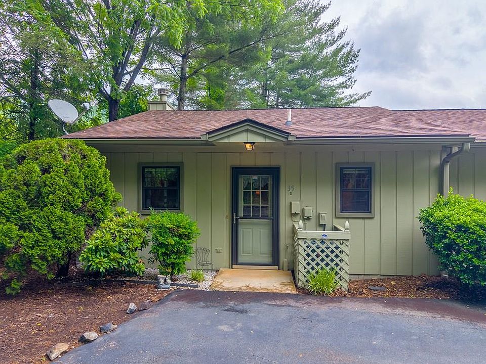 1st image of 35A Mint Lake Ct W