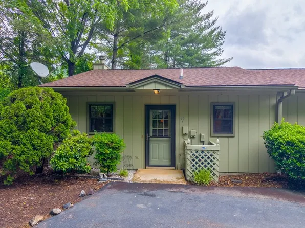 35A Mint Lake Ct W, Franklin, NC 28734
