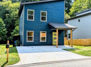 26 Cub Rd, Asheville, NC 28806