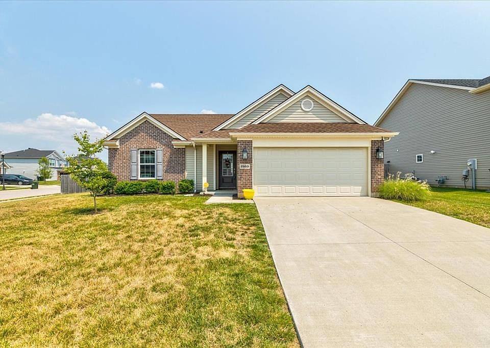 1st image of 1989 Meadow Grove Dr