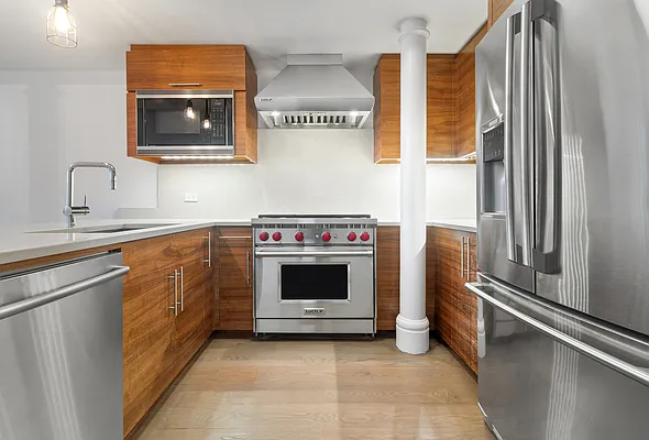 Rented by SERHANT. | media 20