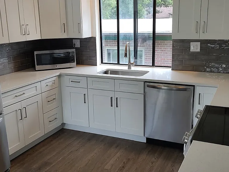 2438 S Franklin St — Photo 12