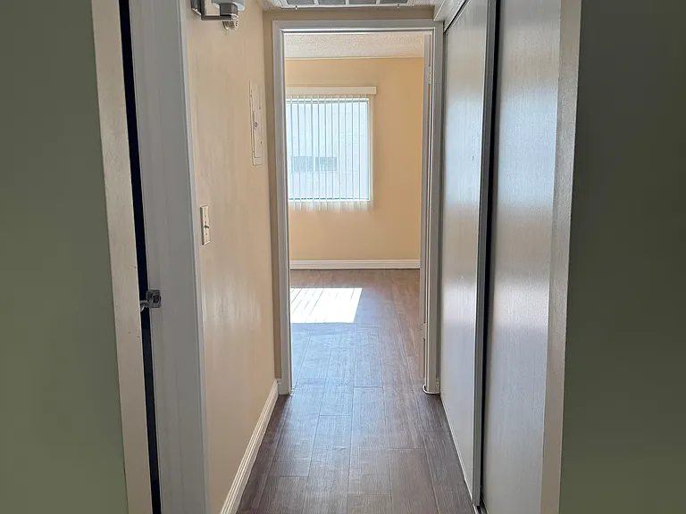 MARGATE VILLA APARTMENTS — Photo 8