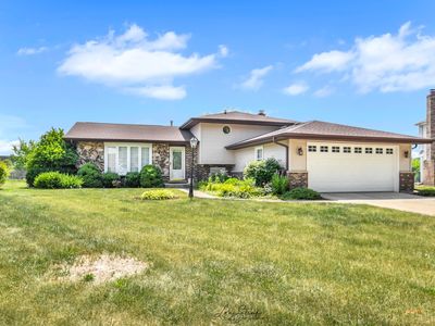 1078 Gregory Ct, Elk Grove Village, IL, 60007