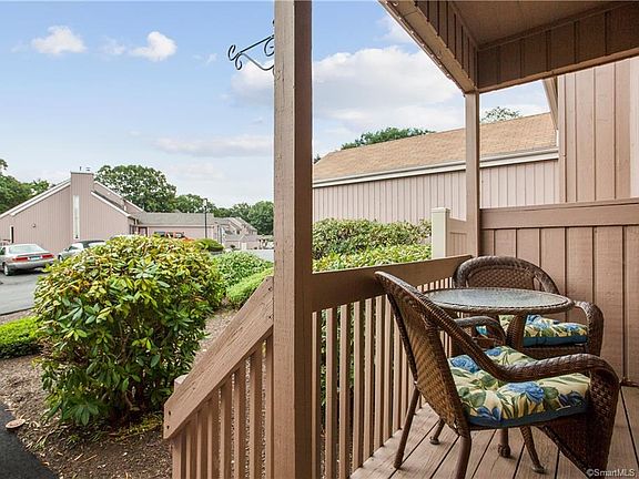 3rd image of 412 Wooded Ln #412
