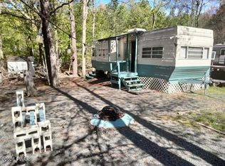 120 Bobcat Dr, Milford, PA 18337