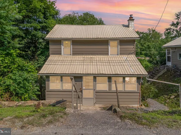 747 Old Route 15, Port Trevorton, PA 17864