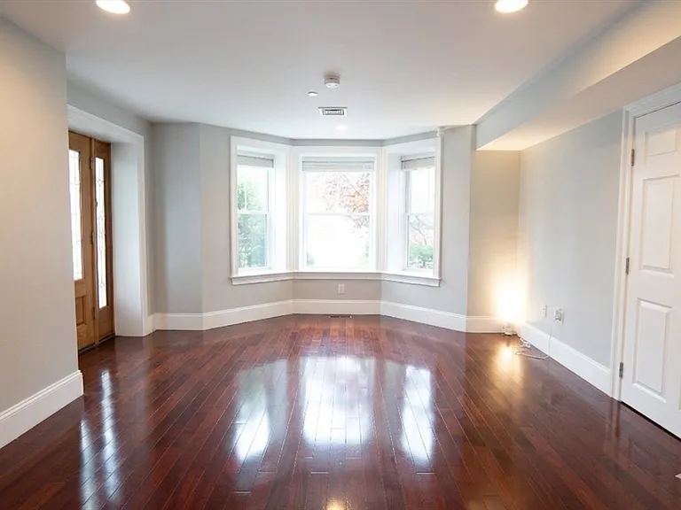 59 Putnam St #1 — Photo 9