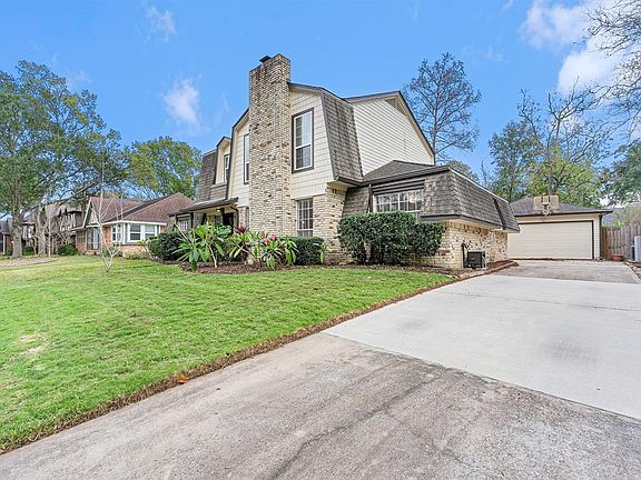 3rd image of 15802 Larkfield Dr