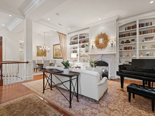 50 Beacon St APT 1, Boston, MA 02108