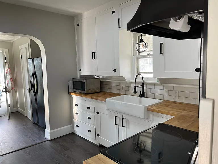 234 E Walnut St — Photo 19