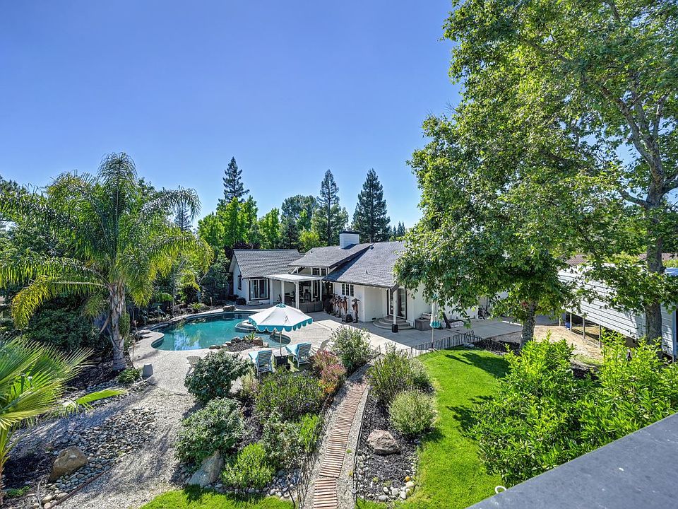 1st image of 108 Crow Canyon Dr