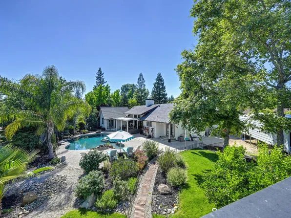 108 Crow Canyon Dr, Folsom, CA 95630