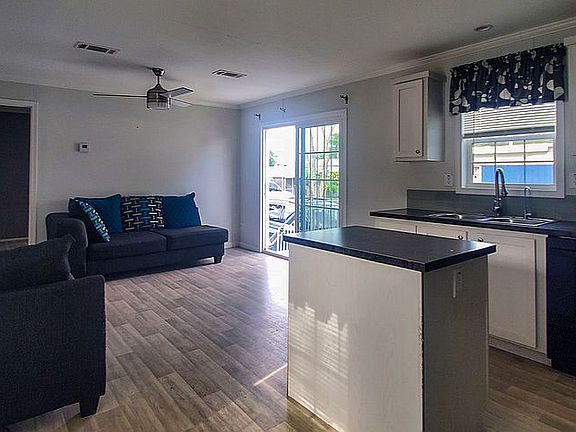 4th image of 3002 Nowak Dr