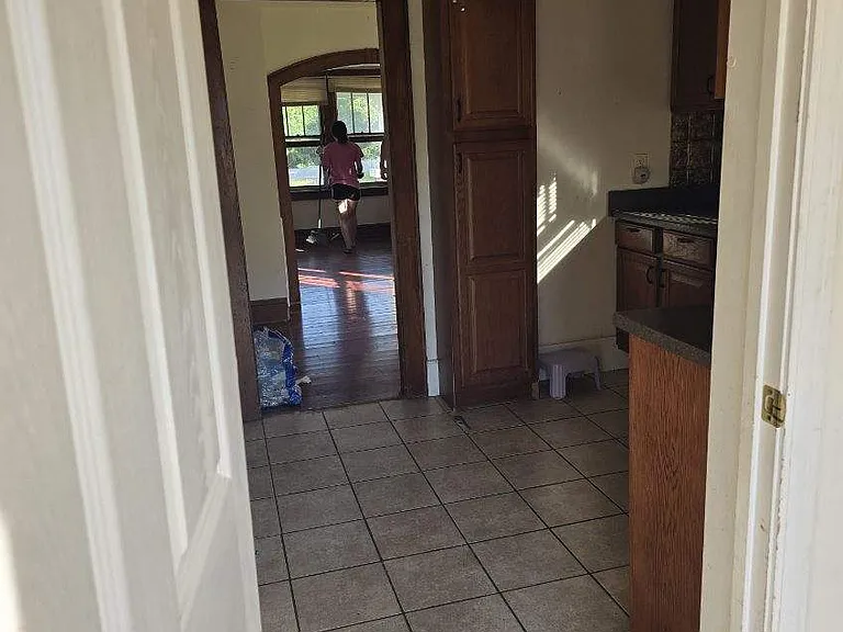 103 Randolph St — Photo 13