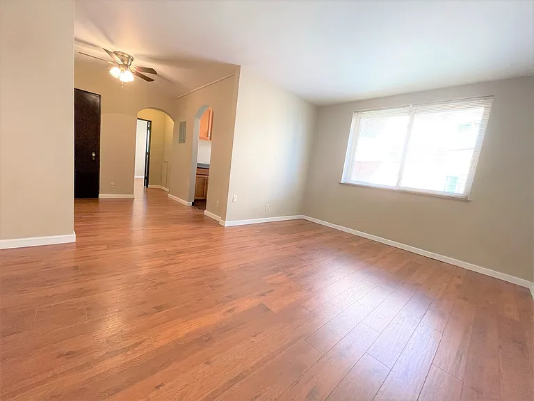 5712 Phillips Ave #B9 — Photo 119