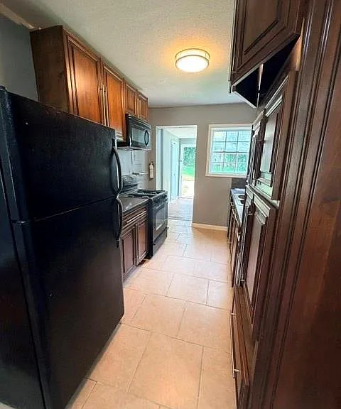 2811 Glenwood Ave SE — Photo 4