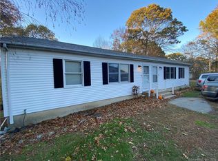 90 Godfrey Rd, Groton, CT 06355