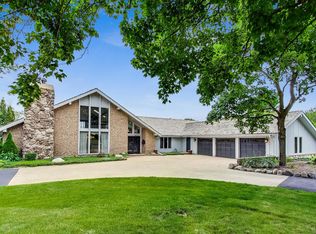 60 Witt Rd, South Barrington, IL 60010