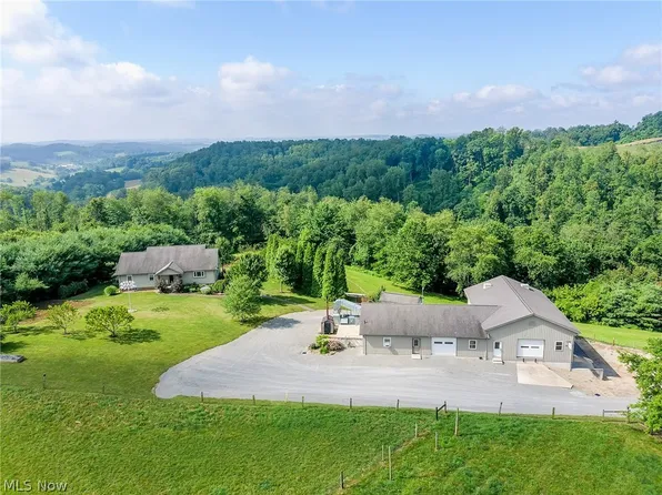 5209 Evans Creek Rd SW, Sugarcreek, OH 44681
