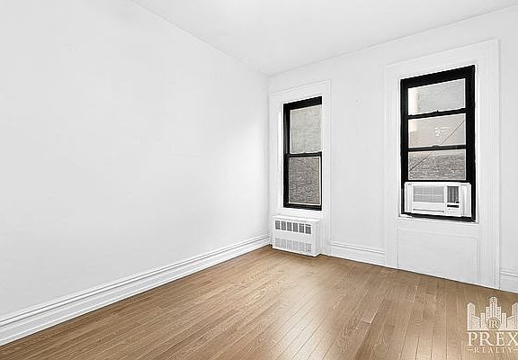 2nd image of 201 E 82nd St #D