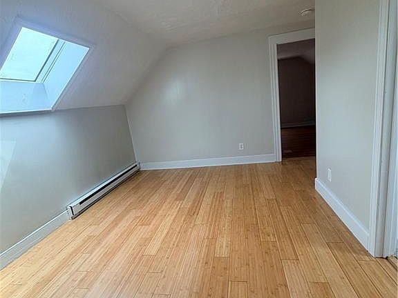 4th image of 41 Carter St