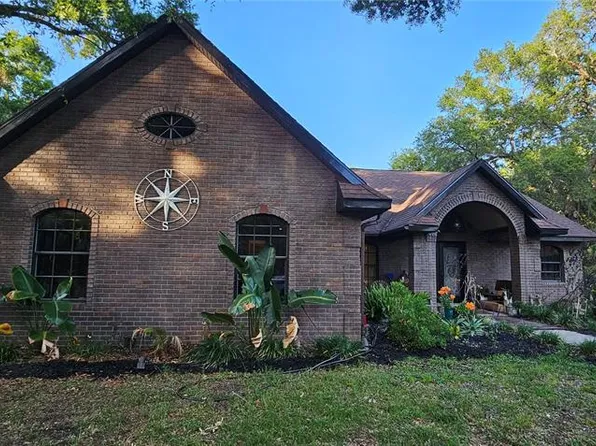 3365 E Grapeleaf Ln, Inverness, FL 34452