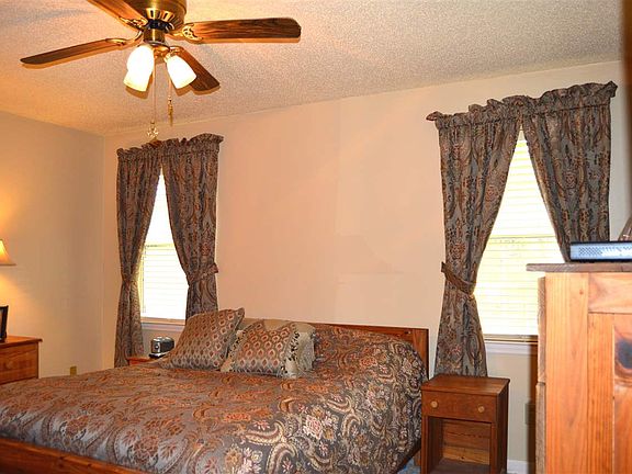 4th image of 171 Ashlin Meadow Ln NE