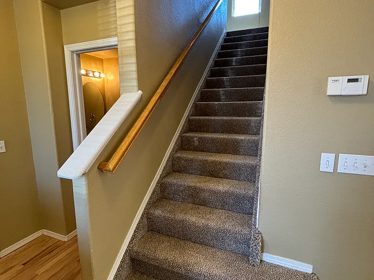 6594 Silverwind Cir — Photo 11