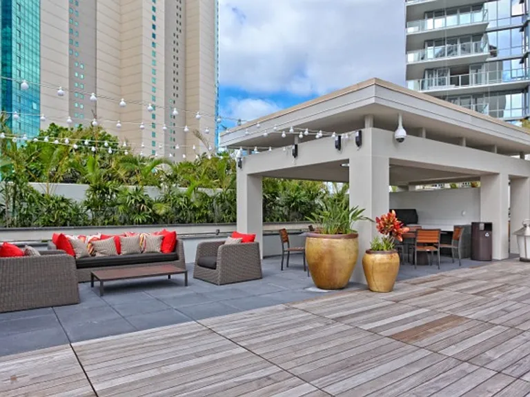 1189 Waimanu St #3506 — Photo 13