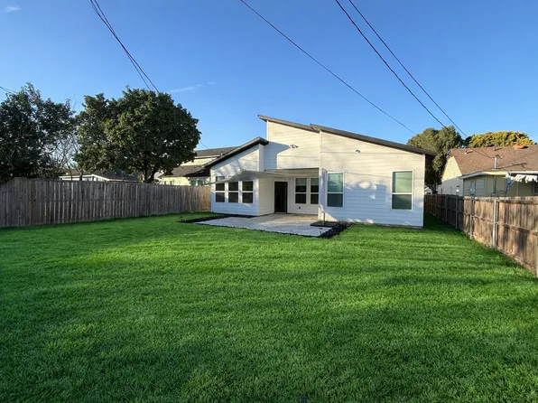 1210 Morrell Ave, Dallas, TX 75203