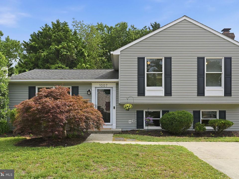 1st image of 1007 Tasker Ln