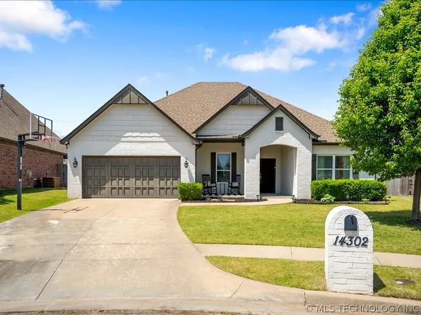 14302 S Florence Ave, Bixby, OK 74008