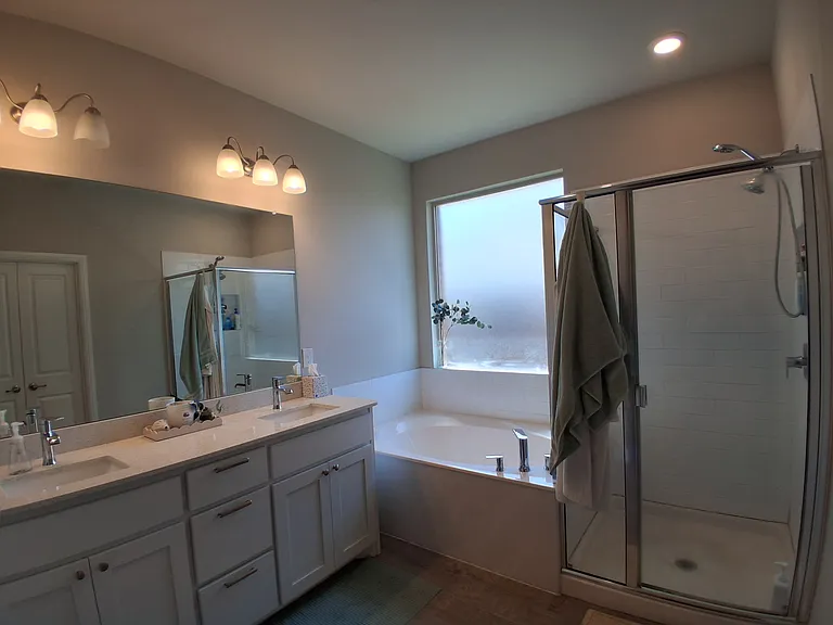 309 Clayton St — Photo 9