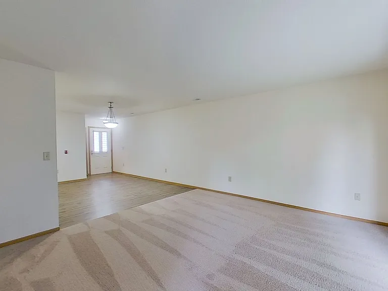 2783 Gateway Ave #2791 — Photo 6