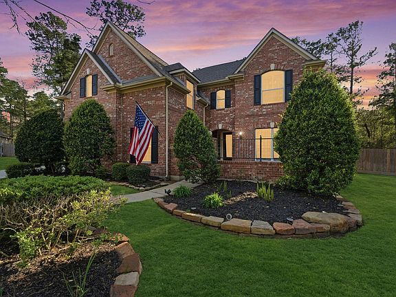 5th image of 3 Graylin Woods Pl