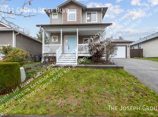 19411 Crown Ridge Blvd, Arlington, WA 98223