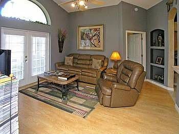 4th image of 120 Brushcreek Dr