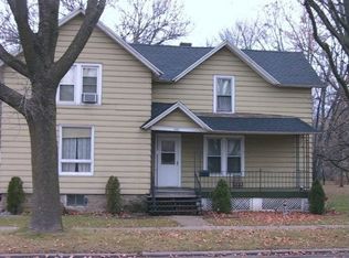 240 Waterloo St, Columbus, WI 53925