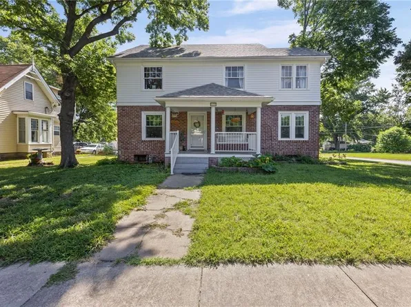 633 S Cedar St, Ottawa, KS 66067