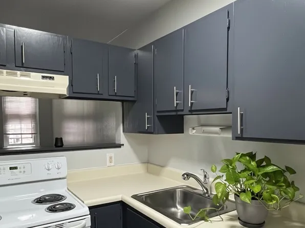 13-15 N College St APT 4, Schenectady, NY 12305