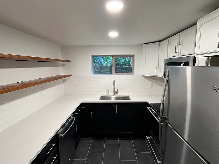 848 1/2 NE 86th St #848 — Photo 4