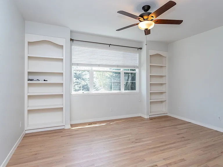 10154 Silver Leaf Way — Photo 38