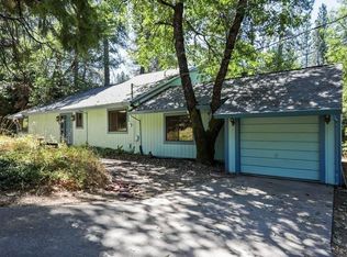 10481 Crestview Dr, Grass Valley, CA 95949