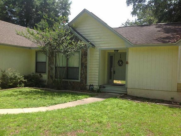 2nd image of 835 Fleming Ct
