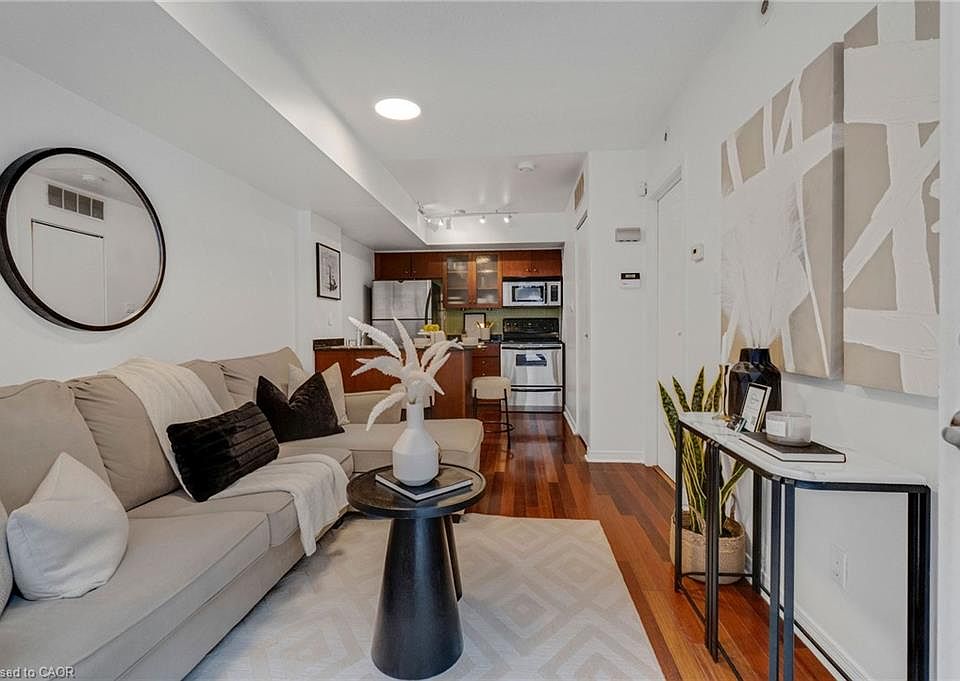 1st image of 38 Western Battery Rd #632