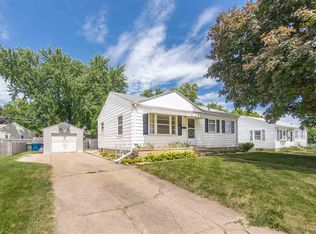 147 Morgan Rd, Waterloo, IA 50702