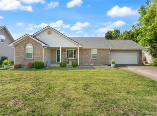 2108 Kingsfield St, Jeffersonville, IN 47130